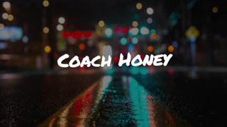 Coach Honey - Vamos Brincar na Banheira