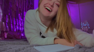 Amiga Safada Da Faculdade Te Ajuda A Gozar Antes Dos Estudos